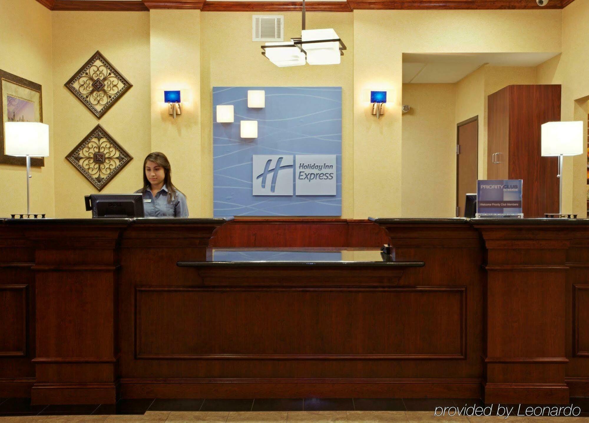 Holiday Inn Express & Suites Houston East By Ihg מראה פנימי תמונה
